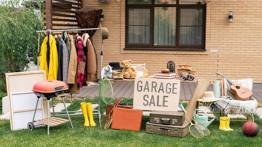 Organizing Garage Sale Before Moving