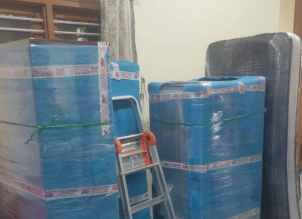 Local house shifting in Hampi Nagar