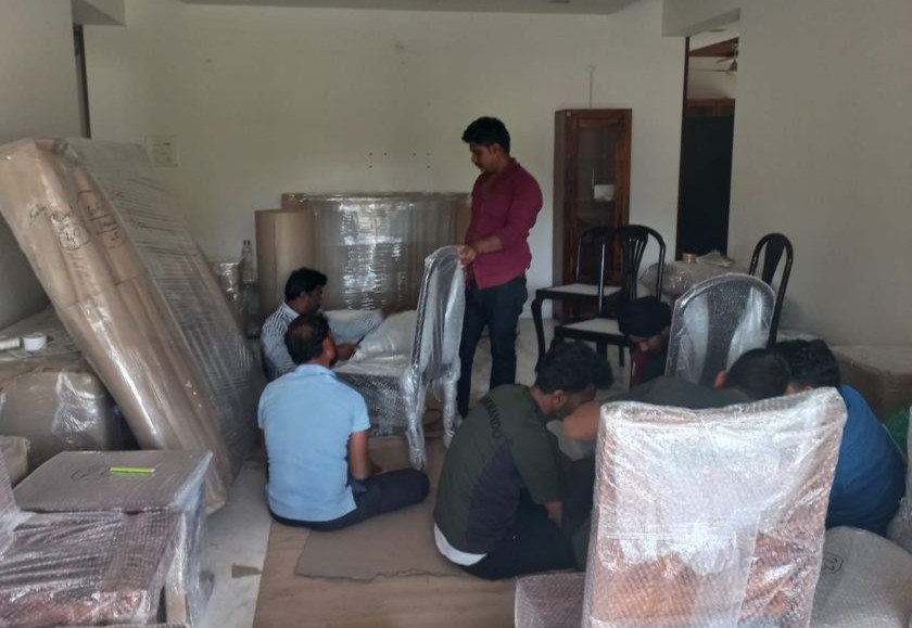 Unpacking services
