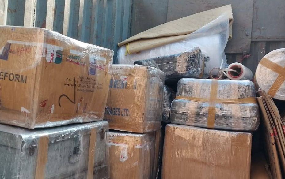 Unpacking services