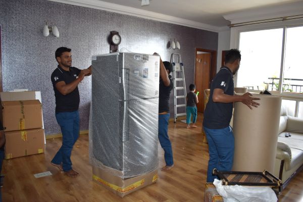 Local house shifting in Gokula Extension