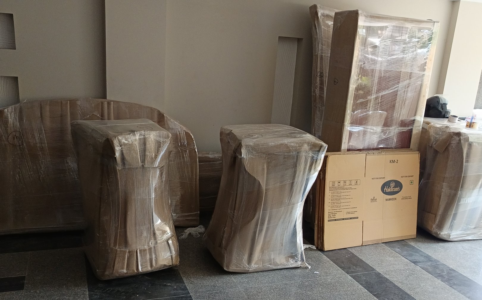 Local house shifting in Greater Kailash