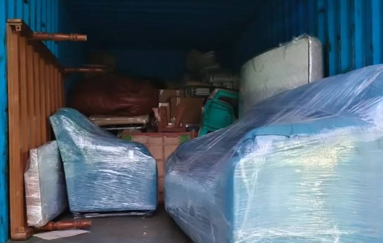 Safe loading and unloading