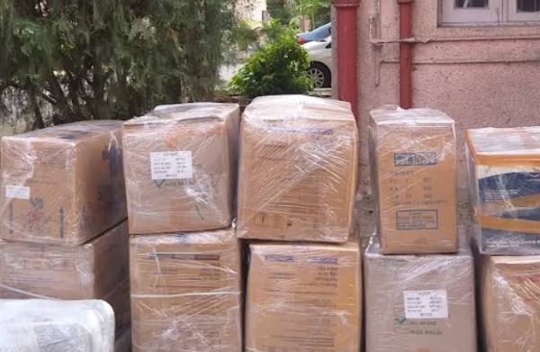 Local house shifting in Lado Sarai