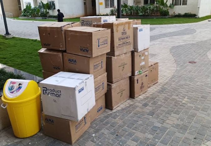 Local house shifting in Lakdikapul