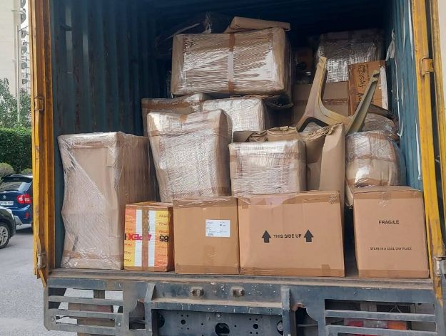 Safe loading and unloading