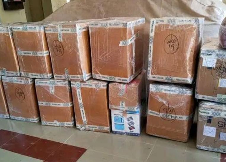 Local house shifting in Mukherjee Nagar