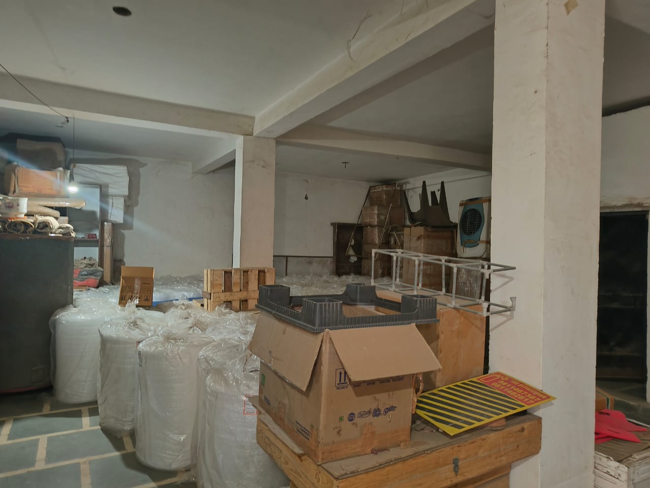 Unpacking services
