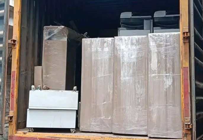 Safe loading and unloading