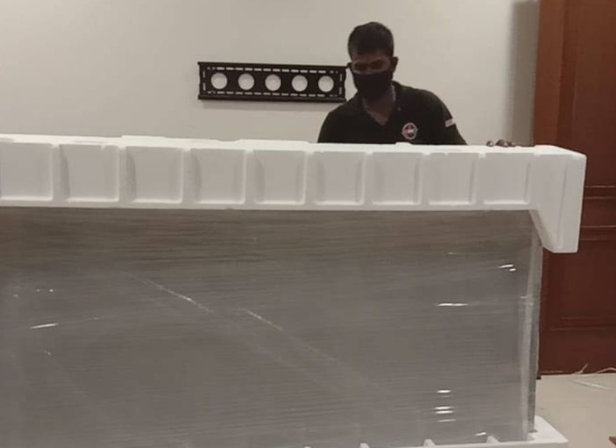 Furniture handling services