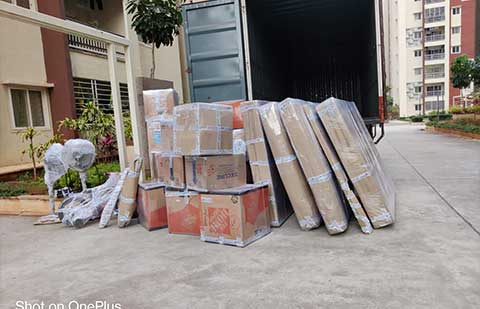 Allied Movers Packers India Unloading