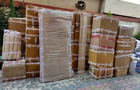 ICS Packers Movers Unloading