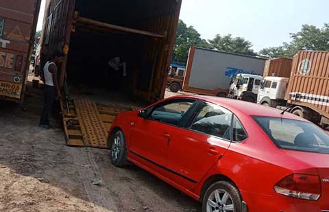 International-movers-and-packers-Car-Transportation