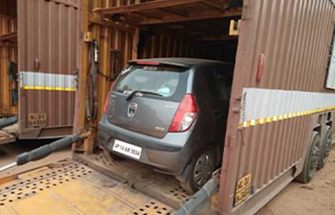 ND-Cargo-Movers-Packers-Car-Loading.jpg
