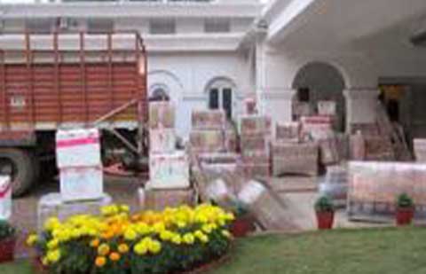 Online Logistics Packers Movers Unloading