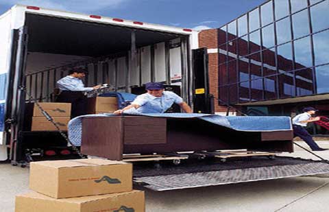 Pooja-Packers-Logistics-Unloading.jpg