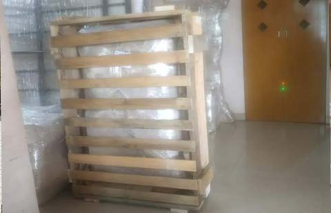 Runway-International-Packers-and-Movers-Wooden-Packing