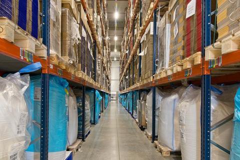 A-world-global-packers-and-movers-warehouse