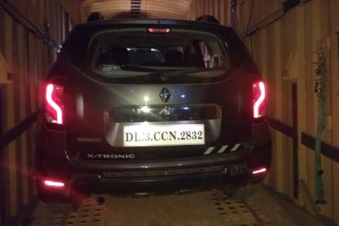 AUM-packers-and-movers-car-relocation