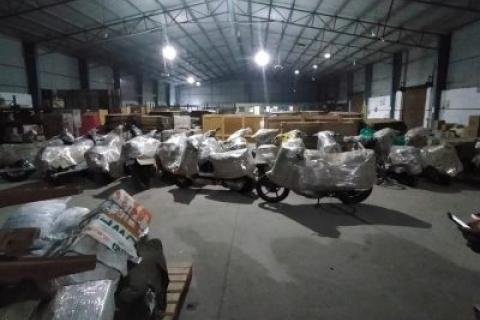 AVM-Cargo-packers-and-mover-bike-relocation