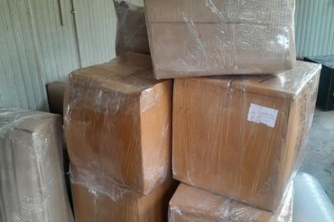 Aadhunik-packers-and-movers-packing