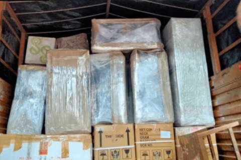 Aims-international-packers-and-movers-loading