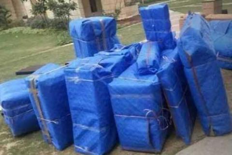 Airways-Relocation-Packers-Movers-Unloading.jpg