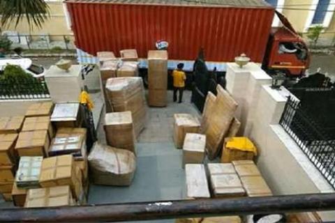 Alakh-Cargo-Packers-and-Movers-Loading-Container-Truck