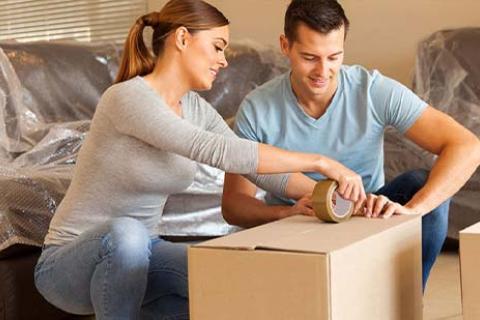 Alfa-Cargo-Packers-and-Movers-Unpacking-Customers