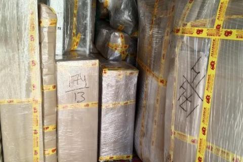 Alliance-packers-and-movers-loading