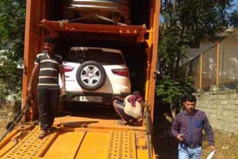 Allied-packers-and-movers-car-relocation
