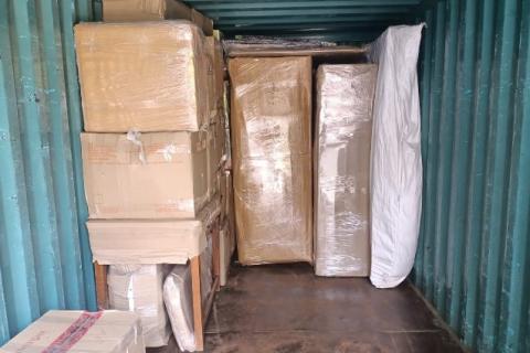 Anand-packers-&-movers-loading