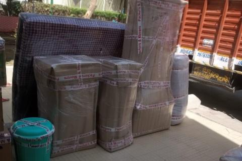 Anmol-packers-and-movers-household-shifting