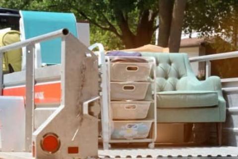 Anuj-packers-and-movers-shifting
