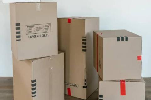 Aparajeet-packers-and-movers-packing