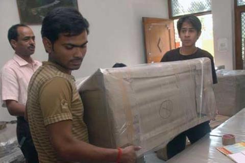 Arika Packers Movers (P) LTD Moveing
