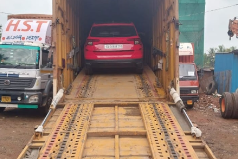 Asha-packers-and-movers-car-relocation