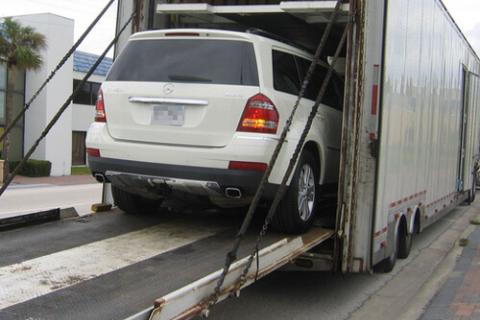 Asian-packers-and-movers-car-relocation