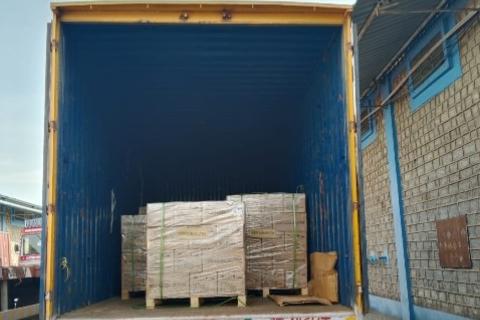 Axle-packers-and-movers-loading