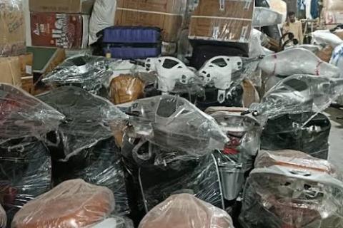 BSD-logistics-packers-and-movers-packing