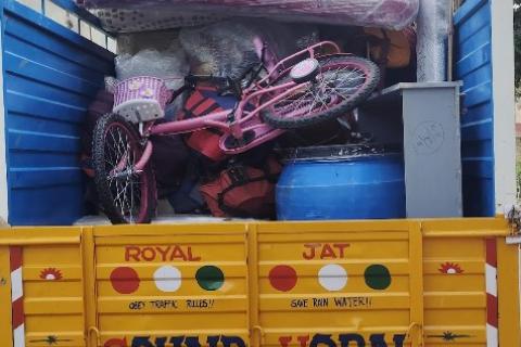 Bhavika-packers-and-movers-loading