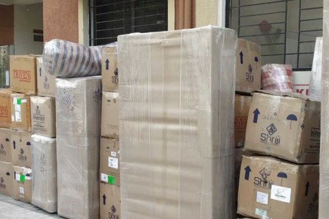 Big-Packers-and-Movers-Household-packing