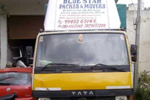 Blue-Star-Packers-Movers-Vehicle