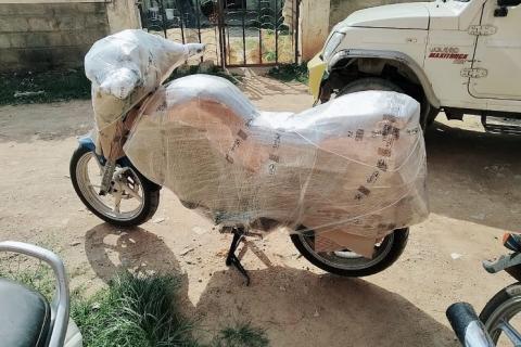 Blue-line-packers-and-movers-bike-relocation