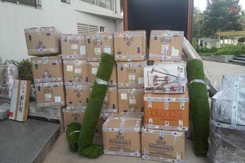 Century Packers Movers Loading