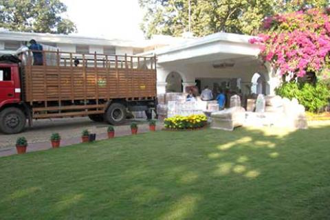 Chahar Packers Movers Loading