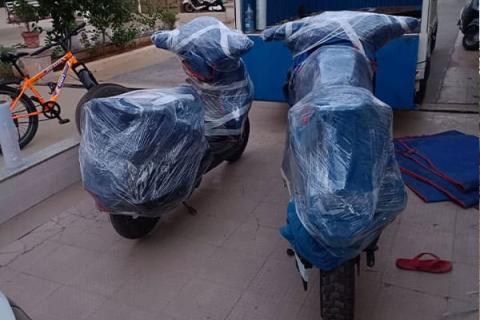 Chetak-ABd-packers-and-movers-bike-packing