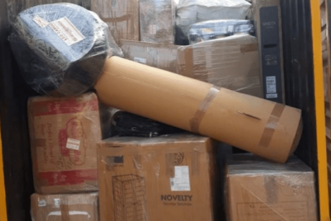 Churu-Cargo-Packers-and-Movers-Loading