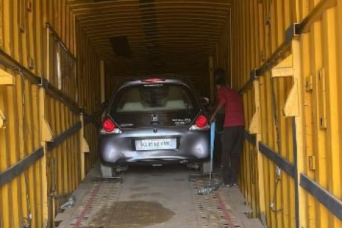 Defence-packers-and-movers-car-relocation