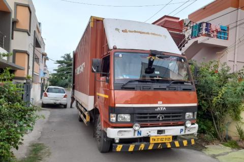 Easy-shifting-transport-service